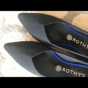Rothy’s Black points